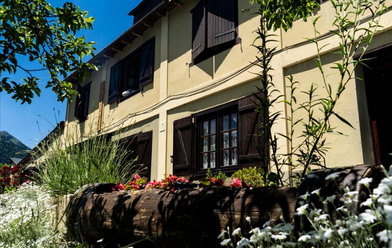 Casa Rural Dera Hont Arrés Exterior photo